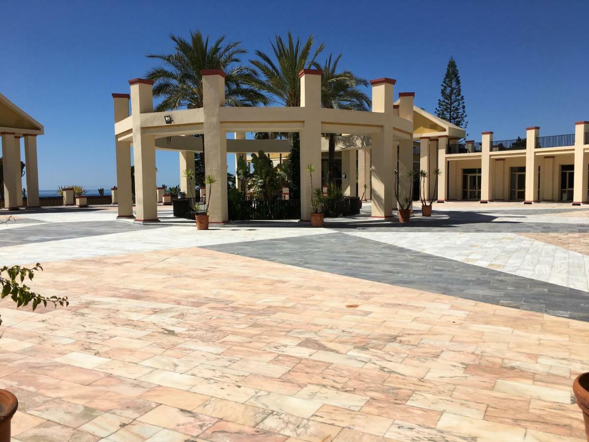 Estudio Con Insuperables Vistas Al Mar: Aparcamiento Marbella Esterno foto