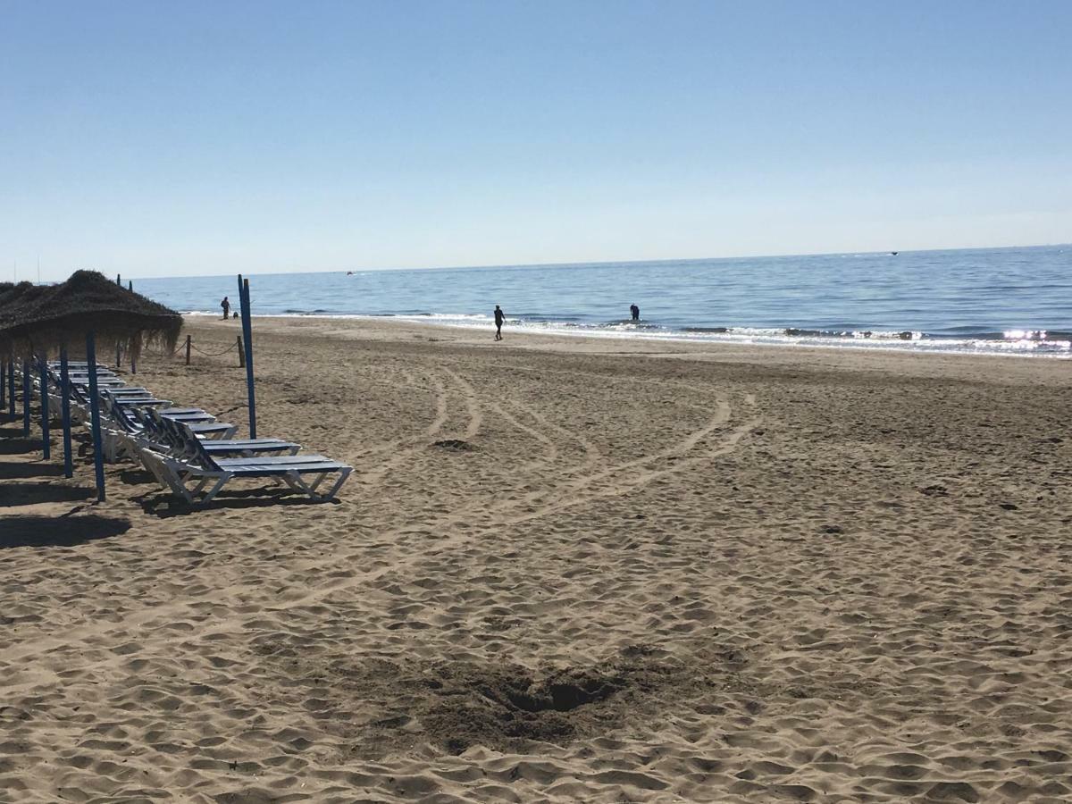 Estudio Con Insuperables Vistas Al Mar: Aparcamiento Marbella Esterno foto