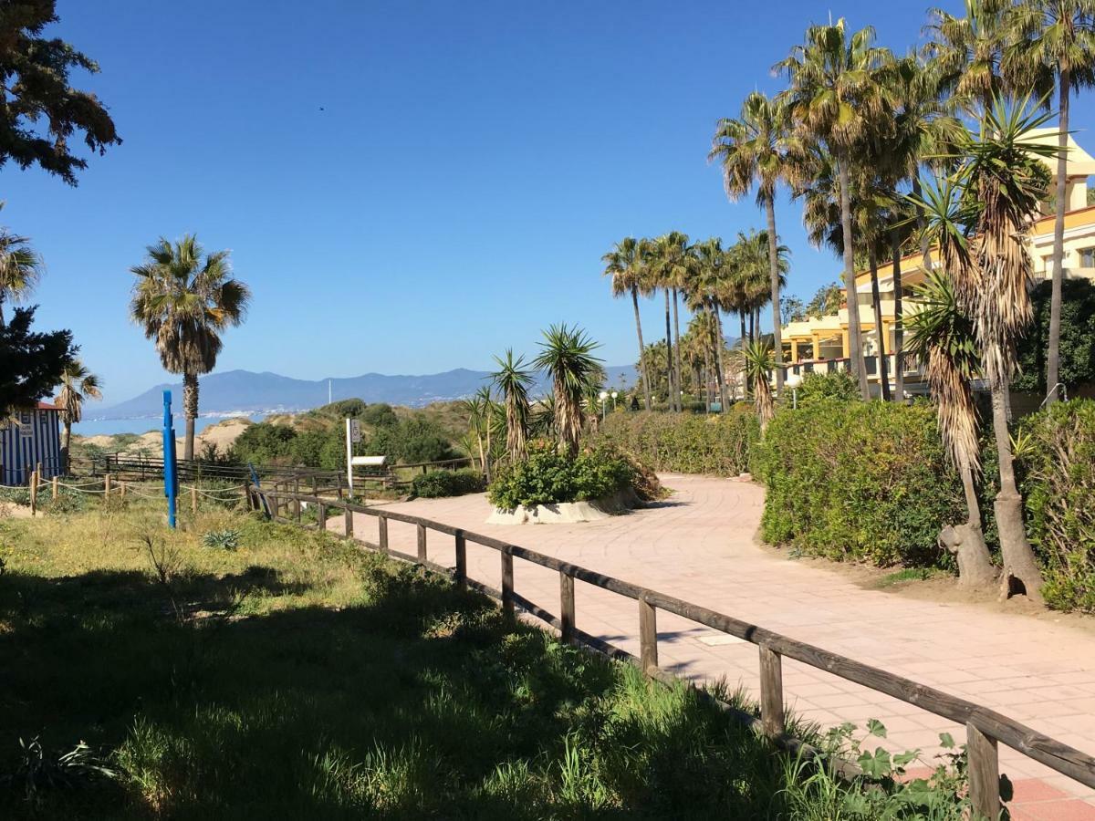 Estudio Con Insuperables Vistas Al Mar: Aparcamiento Marbella Esterno foto