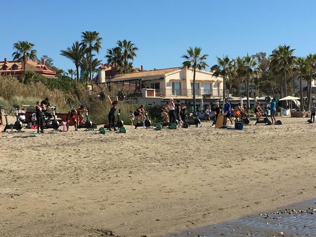 Estudio Con Insuperables Vistas Al Mar: Aparcamiento Marbella Esterno foto